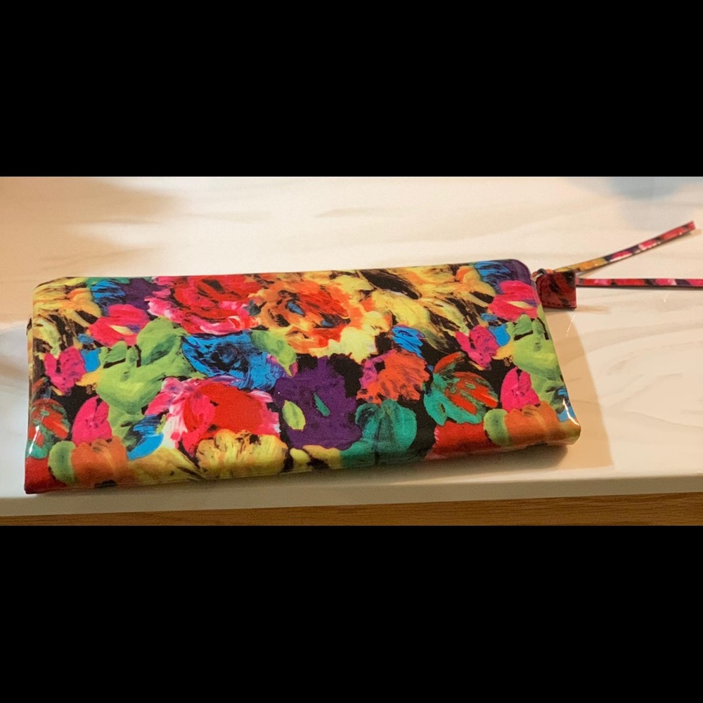 Multicolored Steve Madden Matching Shoe And Purse - image 5